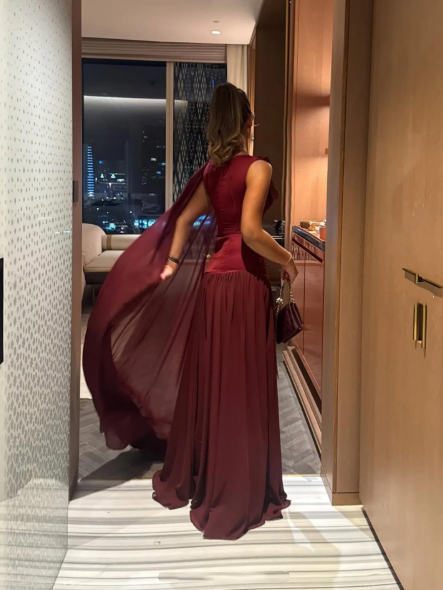 Classy Burgundy Chiffon Slit Mermaid Long Wedding Guest Dress Birthday Evening Dress