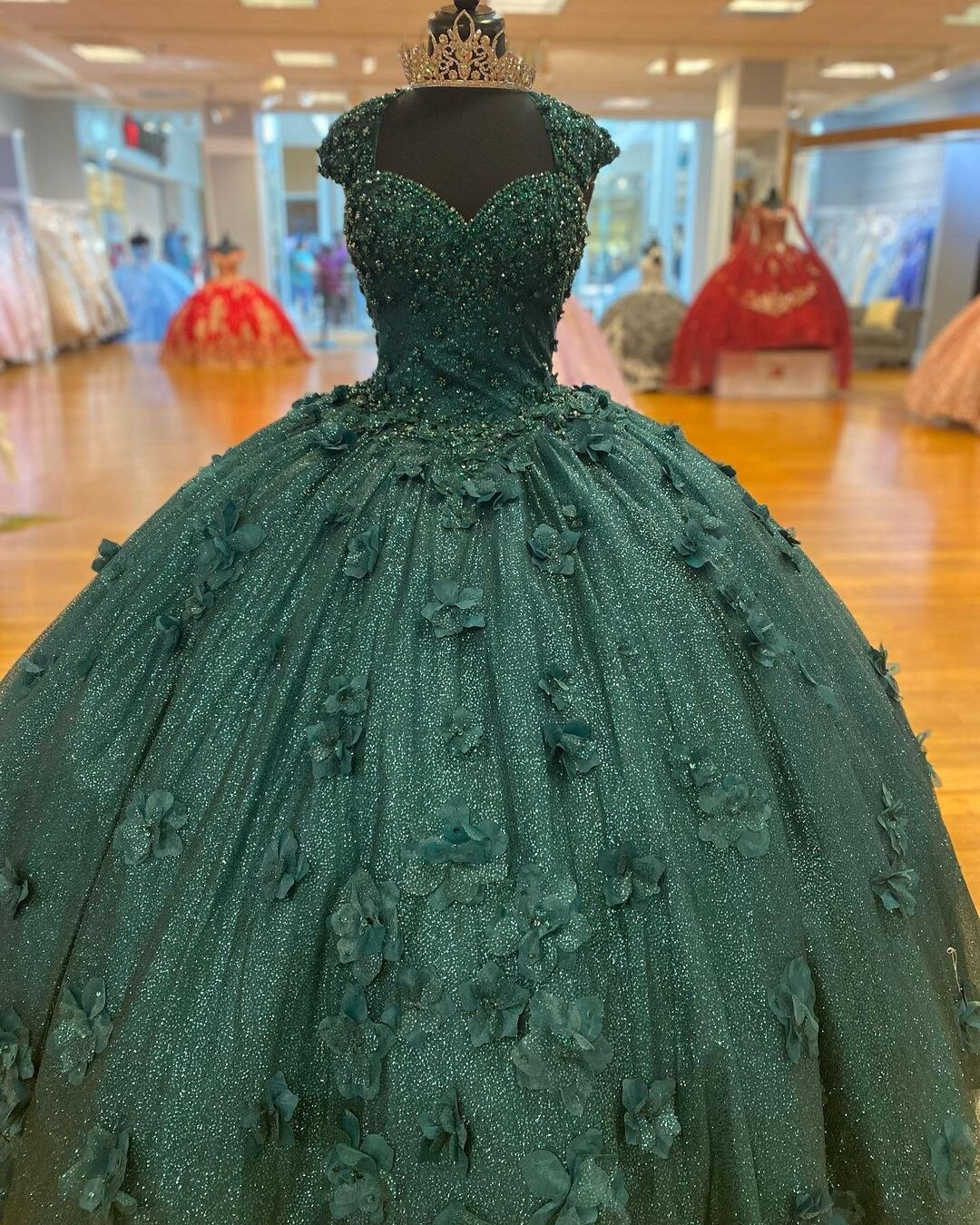 Green Princess Ball Gown Quinceanera Dresses Sweet 15 Party 3D Flowers Lace Applique Crystal Beads Sequin Birthday Gowns
