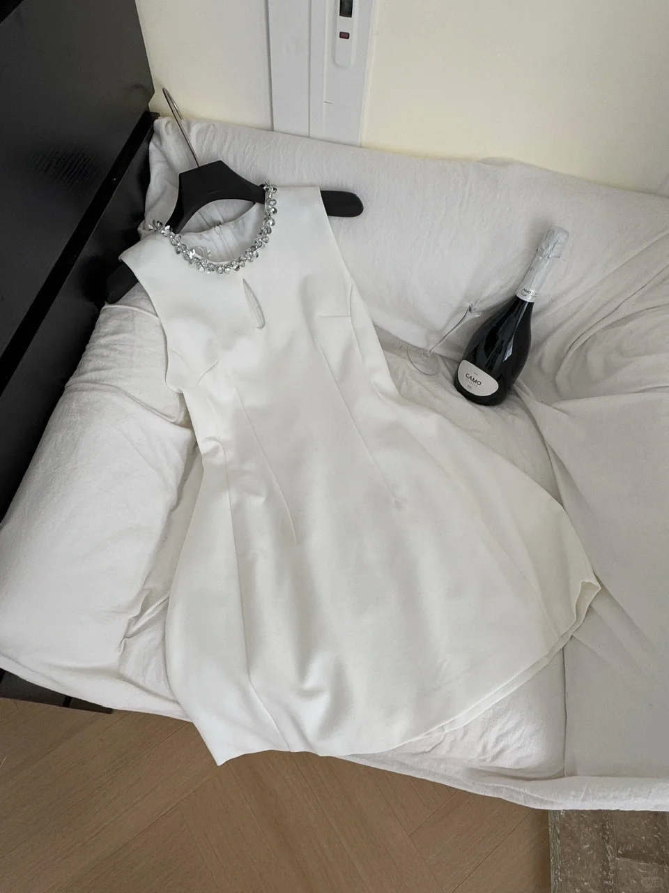 Simple White Sleeveless A Line Short Homecoming Dress Birthday Outfits