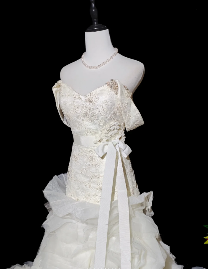 Pretty Spaghetti Straps Satin Appliques Beaded Tulle Pleated Mermaid Long Wedding Dress Bridal Dress