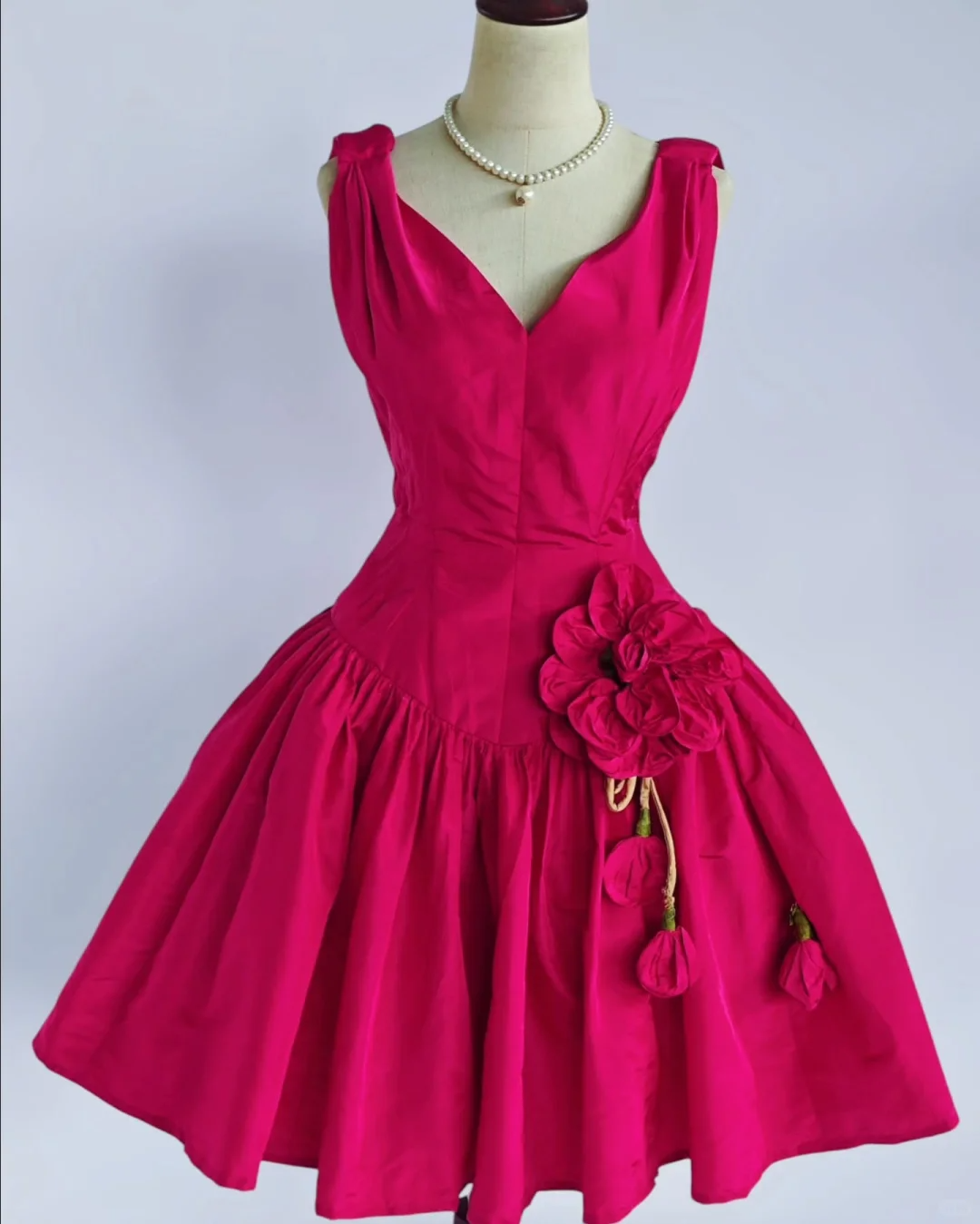 Vintage Hot Pink Satin A Line Graduation Homecoming Dress V Neck Short Party Dress With Flowers