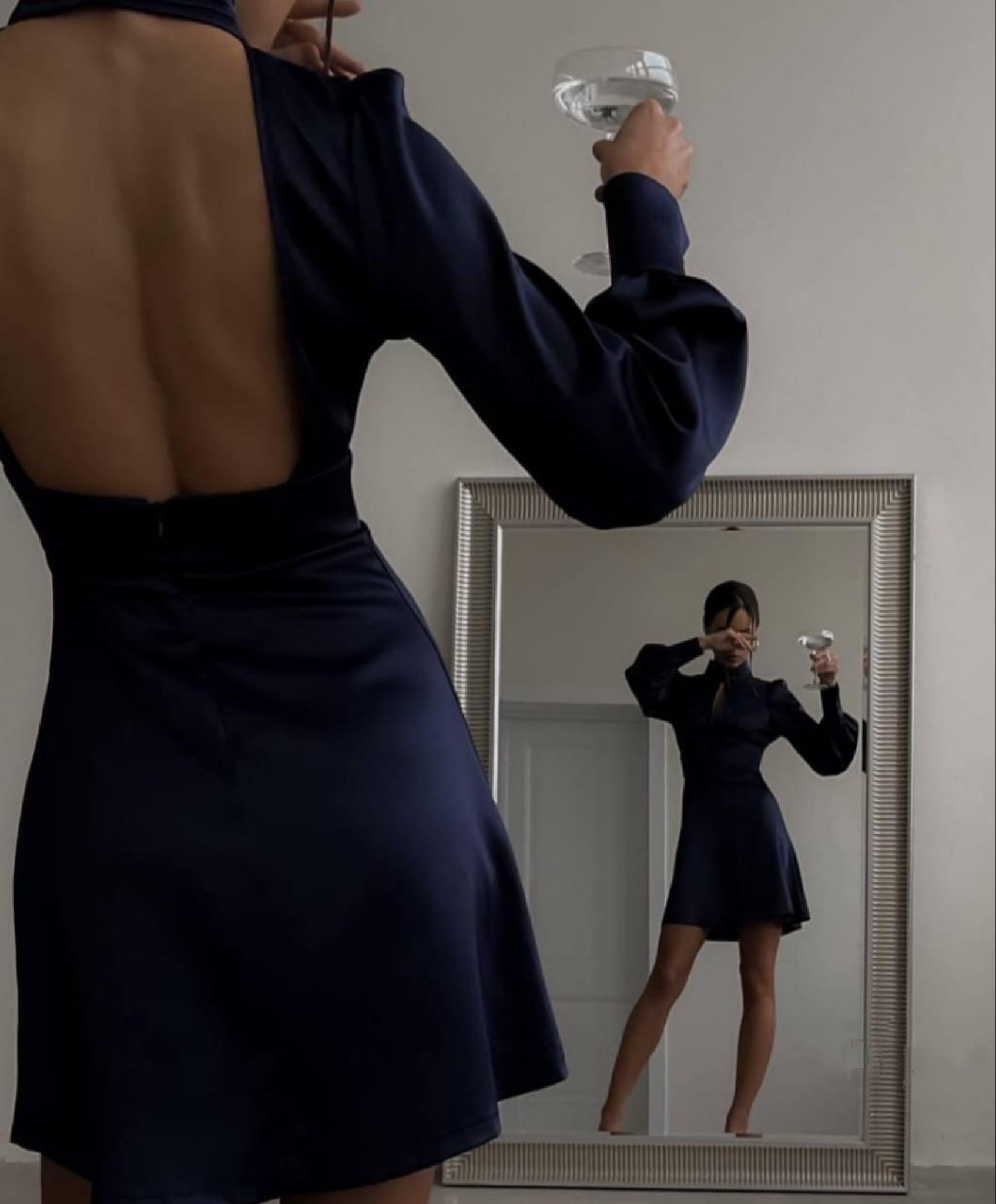 Elegant Simeple Prom Dress With Long Sleeves Above Kneen Length Homecoming Dress