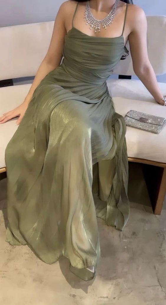 Chic Green Spaghetti Straps Tulle Pleated A Line Slit Evening Dress Long Prom Dress