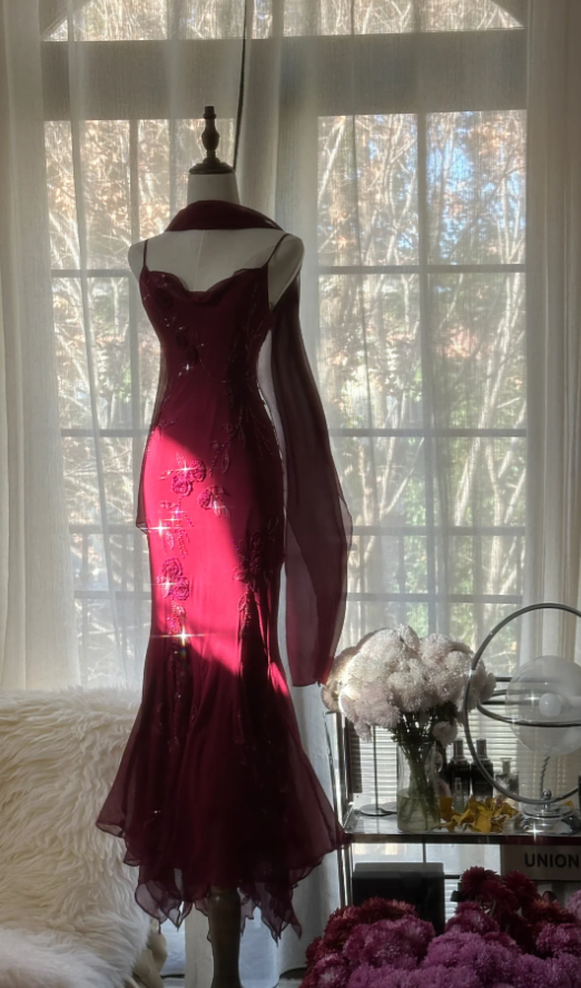 Charming Spaghetti Straps Burgundy Chiffon Beaded Mermaid Long Party Dress Birthday Prom Gown