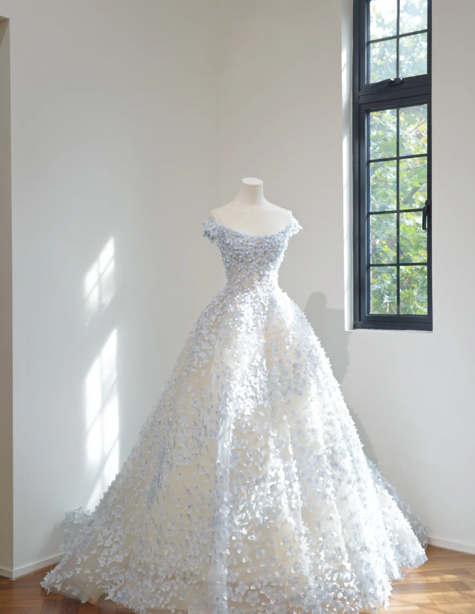 Fairy Strapless Blue Tulle 3D Flowers Beaded Ball Gown Pretty Long Wedding Dress