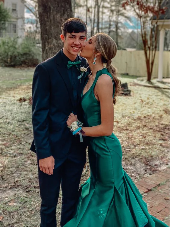 Sexy Green Mermaid Long Backless Prom Dresses