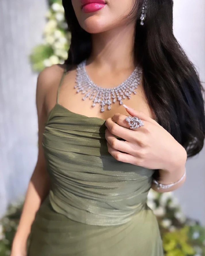 Chic Green Spaghetti Straps Tulle Pleated A Line Slit Evening Dress Long Prom Dress