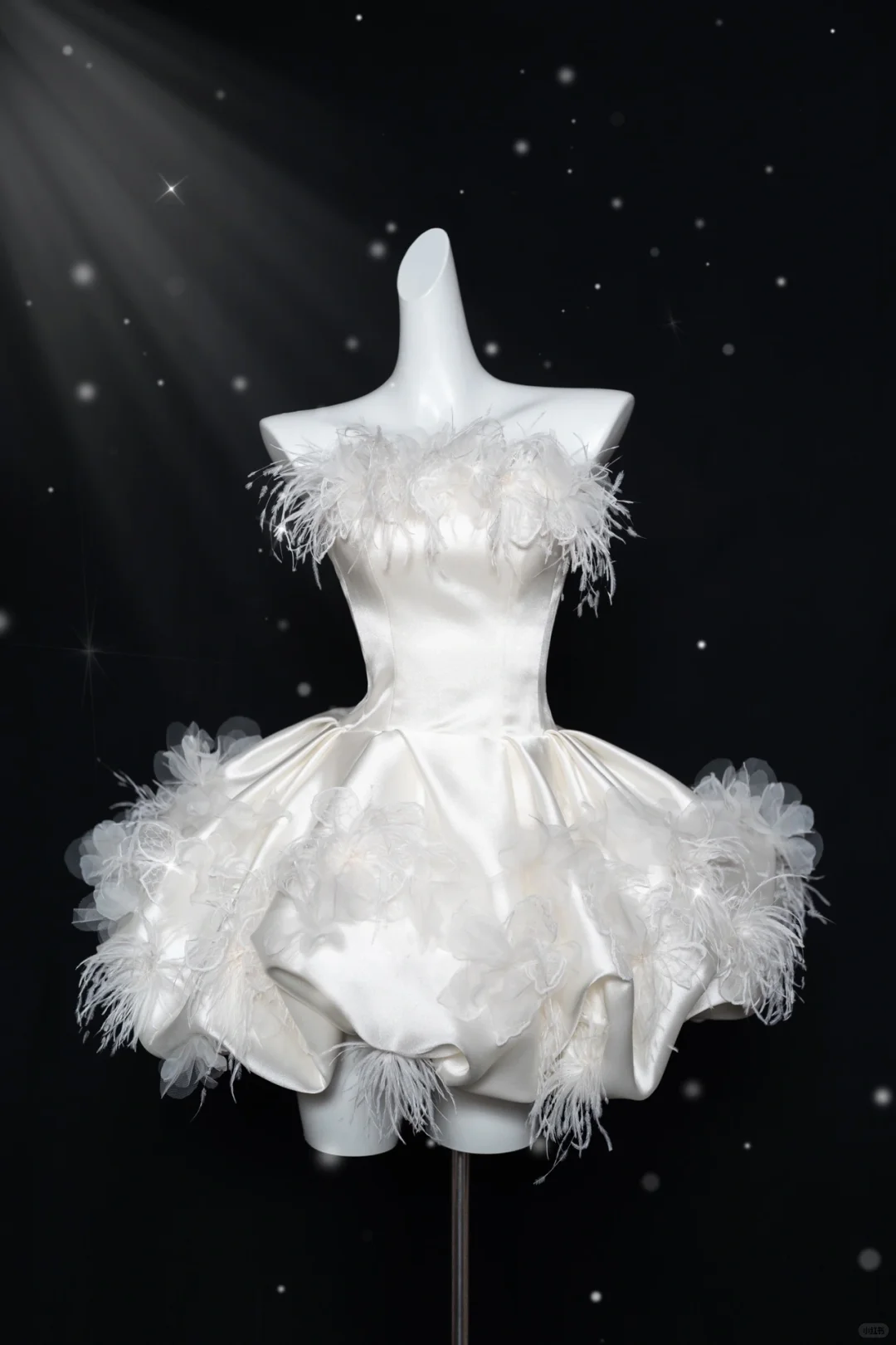 Sweet White Satin Lace Appliques Strapless A Line 18th Birthday Outfits Homecoming Dress