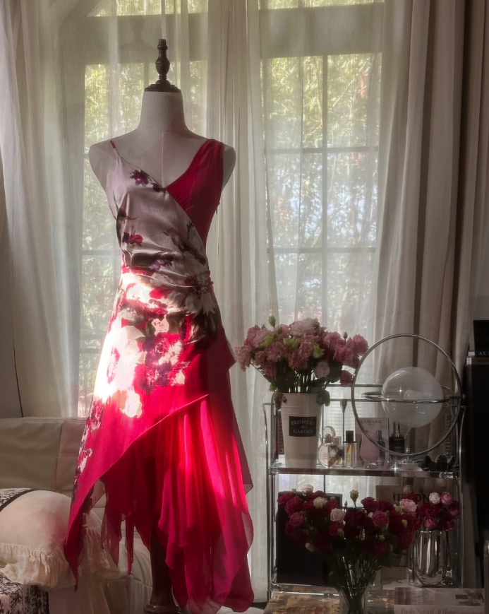 Charming Red V Neck Satin Floral Chiffon Mermaid Long Party Dress Birthday Dress