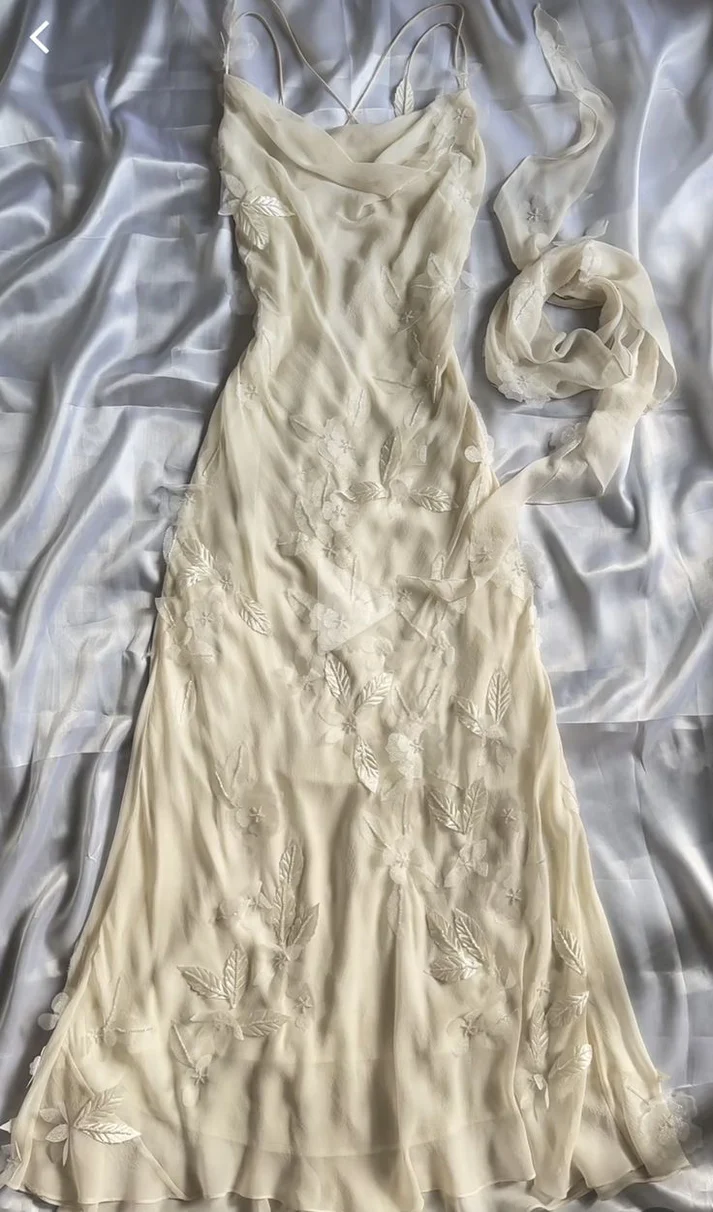 Beautiful Chiffon Appliques Long Prom Dress Elegant Evening Dress