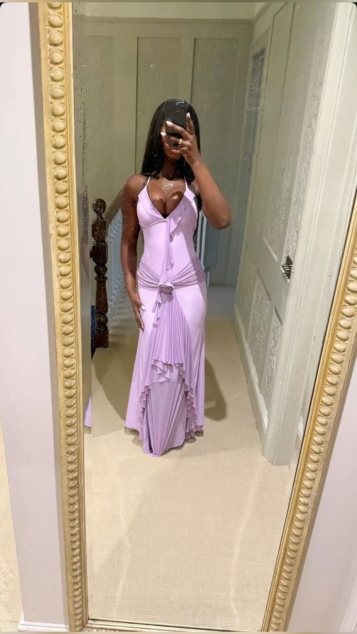 Chic Spaghetti Straps V Neck Chiffon Pleated Ruffle Mermaid Prom Dress Lavender Long Evening Dress