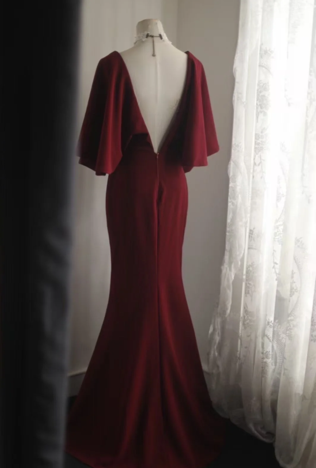 Vintage V Neck Burgundy Satin Mermaid Evening Dress Backless Long Birthday Party Dress