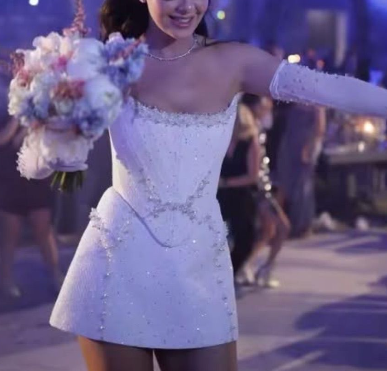 Sparkly Strapless White Satin Sequin Beaded Short Birthday Outfits Formal Graduation Homecoming Dress