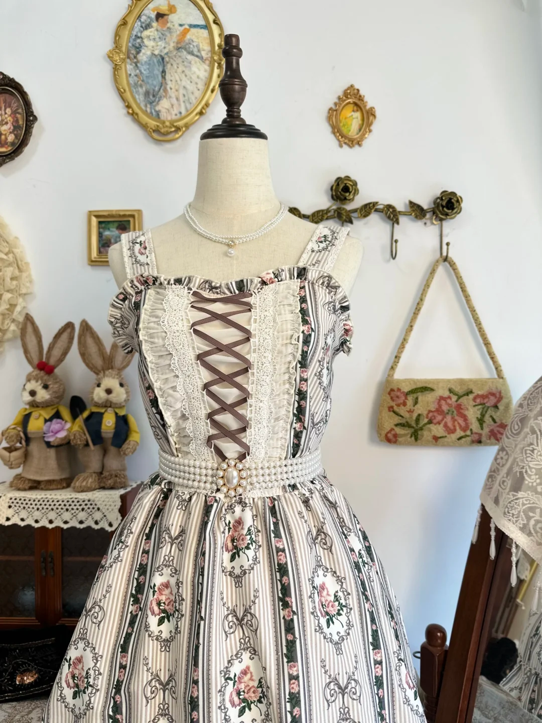 Unique Straps Satin Print Floral Lace Short Birthday Outfits Formal Graduation Homecoming Dress