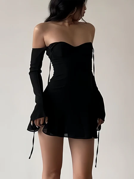 Sexy Halter Neck Off The Shoulder Black Sheath Cocktail Dress Short Party Dress Homecoming Dress