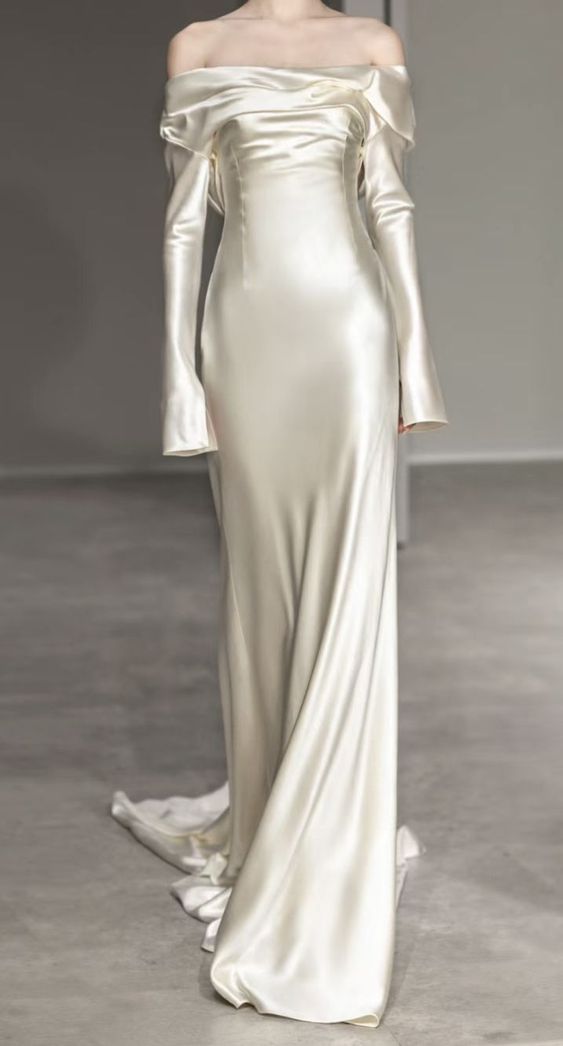 Fairytale Mermaid Scoop Neckline With Long Sleeves Satin Wedding Dress