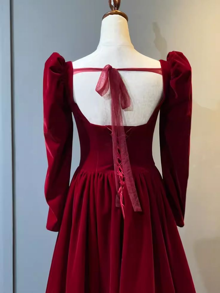 Elegant Red Velvet Long Sleeves Evening Dress Formal Prom Dress With Beaded