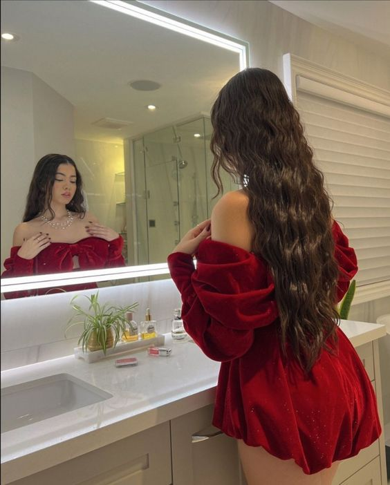 Burgundy Velvet Off The Sholder Long Sleeves Cocktail Dress Homecoming Dress