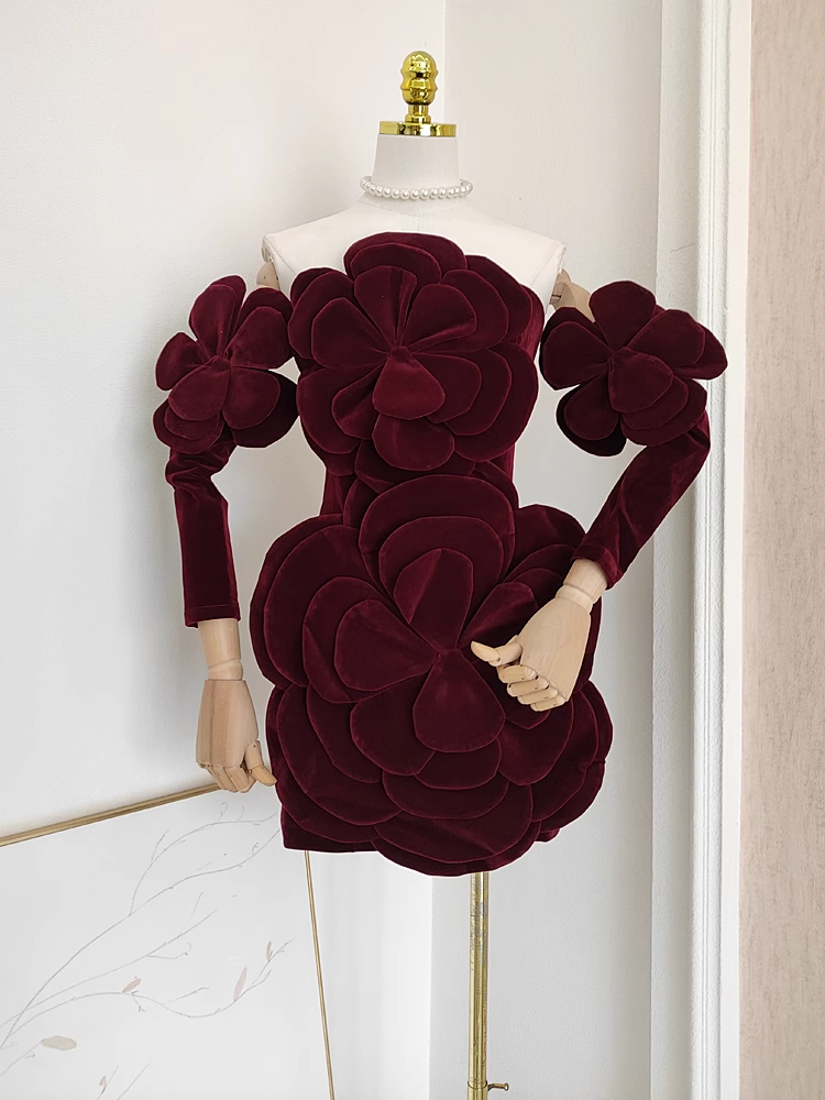 Sexy Sheath Strapless Burgundy Velvet Vacation Dresses Short Burgundy Birthday Dress With Gloves