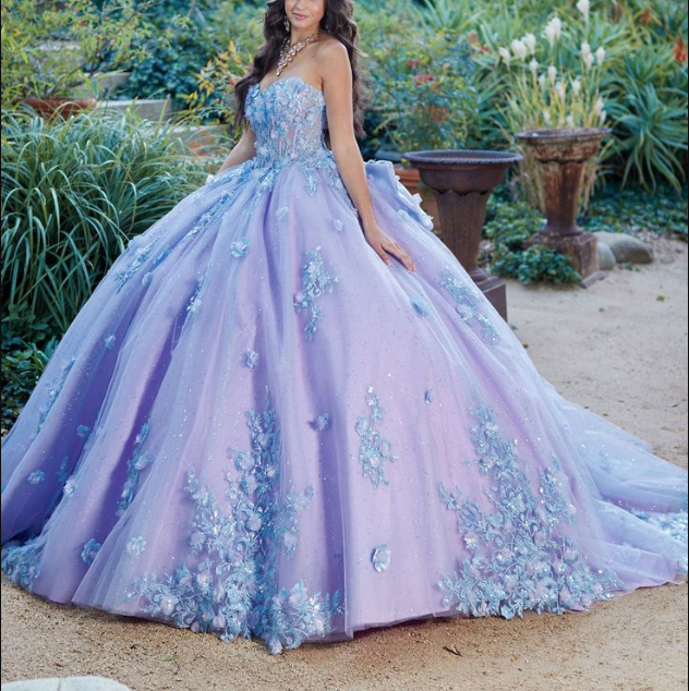 Luxury Tulle Appliques Quinceanera Dress Charming Sweet 16 Dress Ball Gown