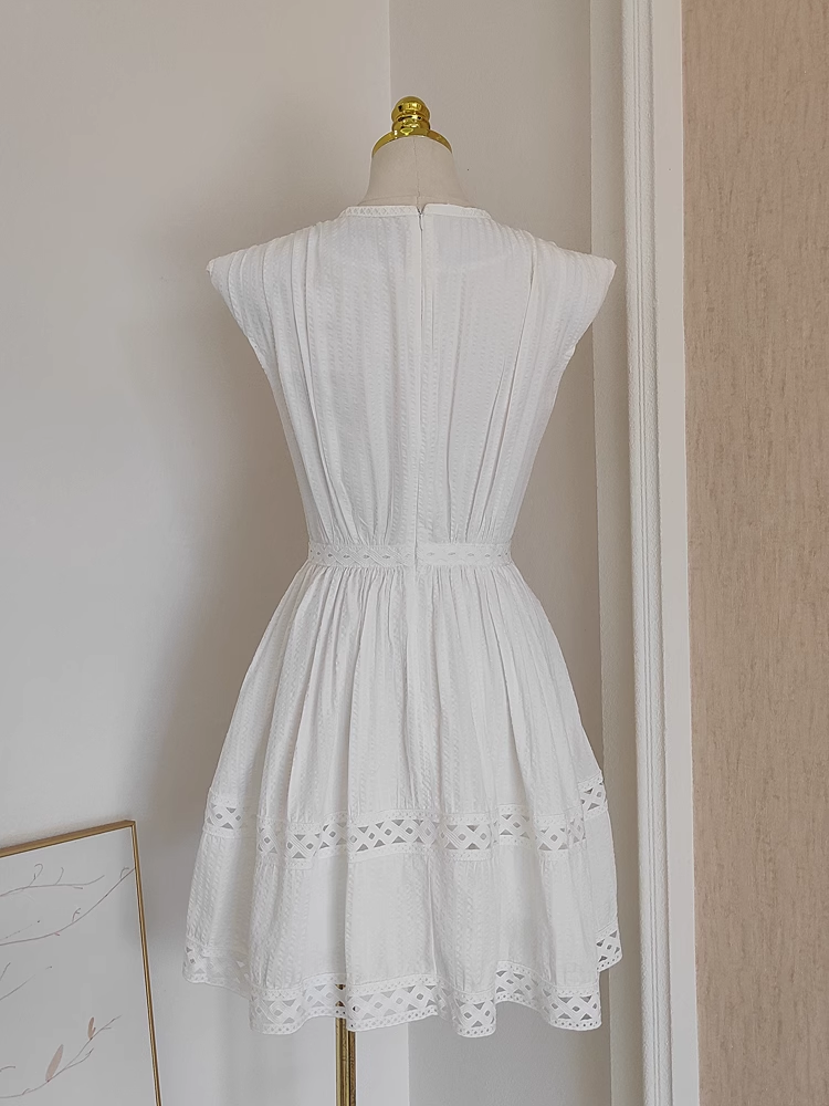 Cute A line V neckline White Lace Vacation Dress Short Birthday Dresses