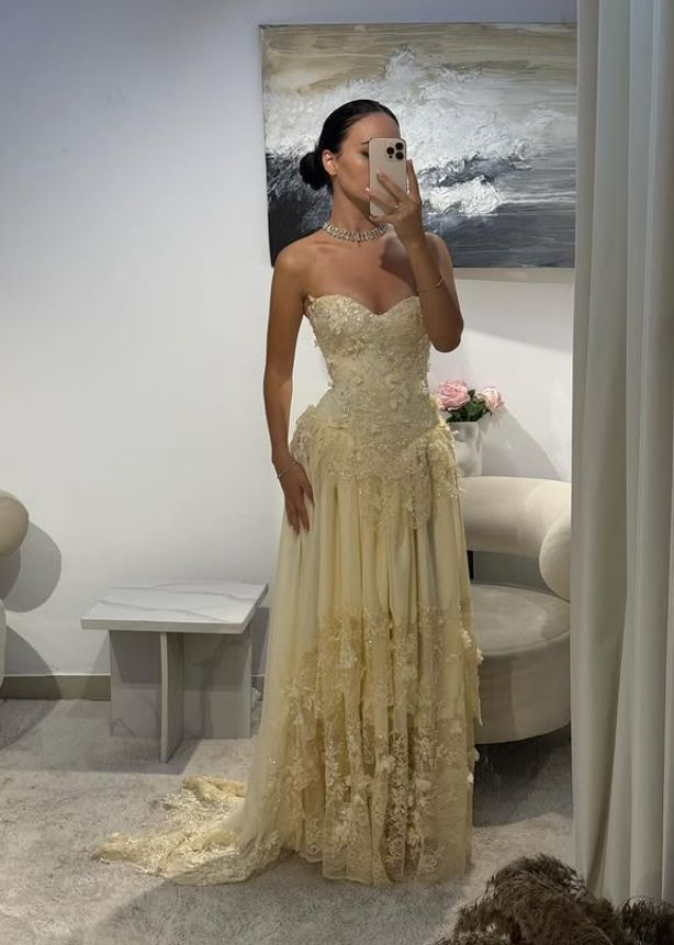 Yellow A Line Sweetheart Neck Long Prom Dress Evening Dress With Applique
