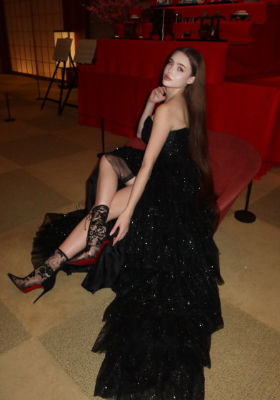 Multi-layer Shiny Elegant Dresses for Women,Luxury Party Dress,Black Prom Dress