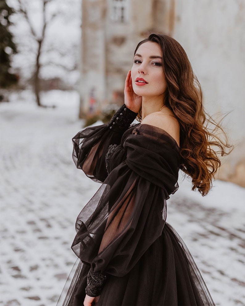 Black gothic tulle embroidery lace corset wedding gown, convertible dress with long sleeves, alternative prom dress