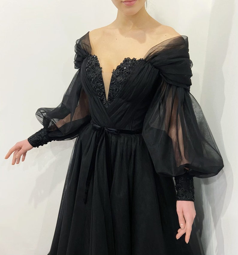 Black gothic tulle embroidery lace corset wedding gown, convertible dress with long sleeves, alternative prom dress