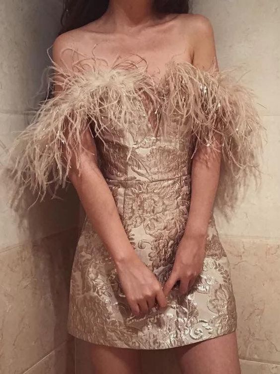 Stylish Off-The-Shoulder Printed Feathers Backless Evening Mini Party Dress