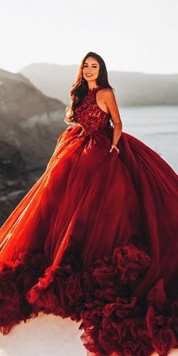 Luxury Burgundy Ball Gown Quinceanera Dress Crysatl Beaded Sweet 16 Dress Long Formal Prom Gowns