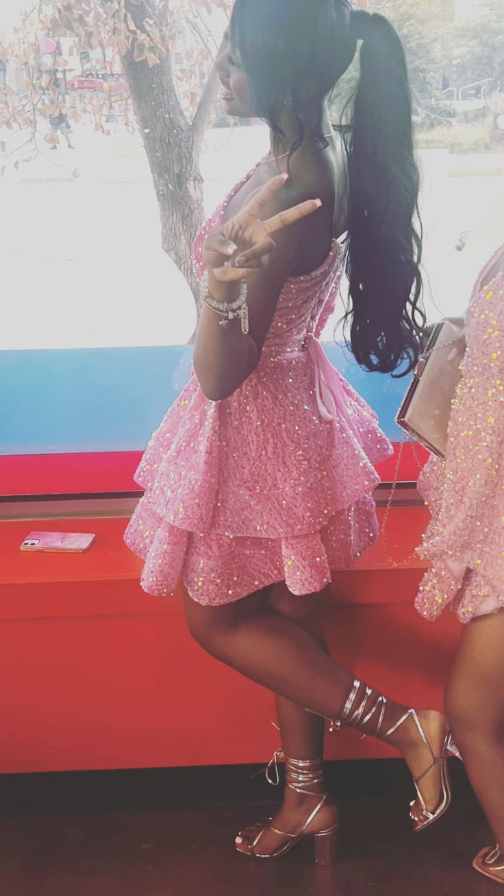 Pink Halter A-Line Sequins Short Party Dress Birthday Outfits