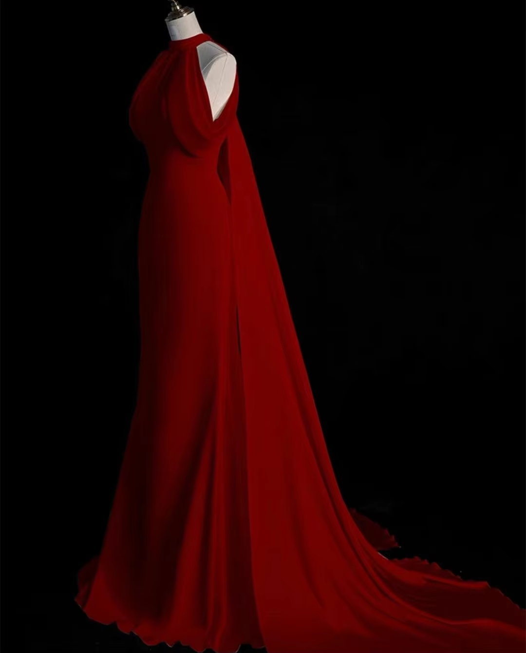 Charming Burgundy Halter Mermaid Evening Dress With Trail