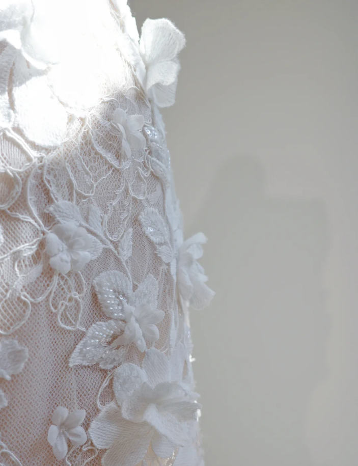 Charming White Strapless Lace Floral Mermaid Long Wedding Dress Formal Bridal Dress
