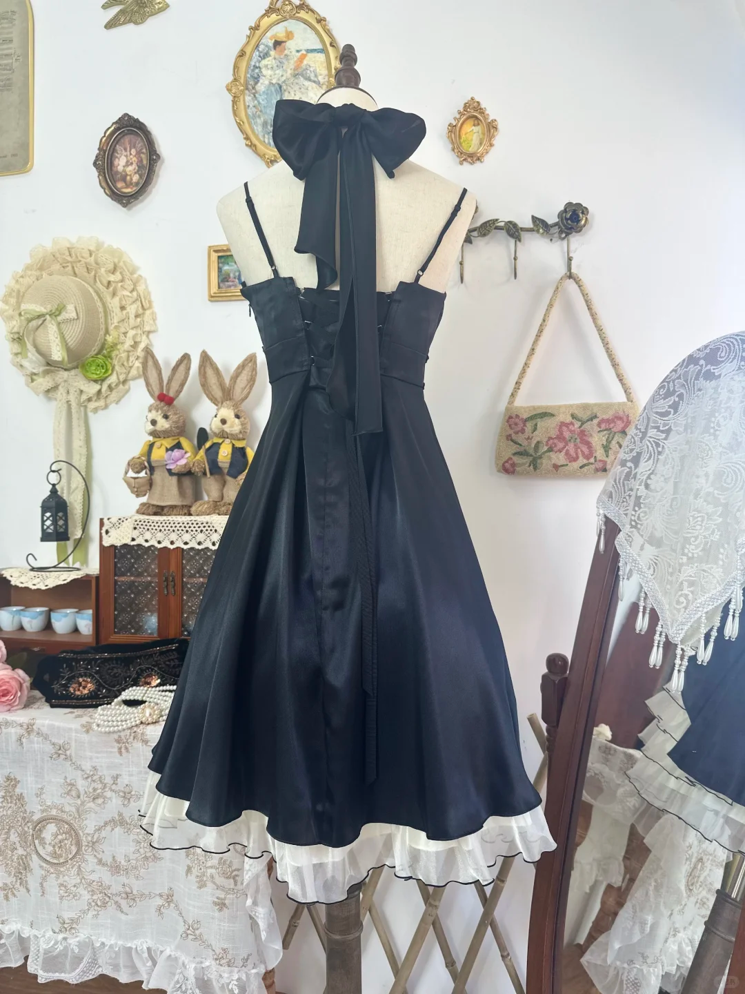 Vintage Black Halter Satin Formal Homecoming Dress Short Party Dress