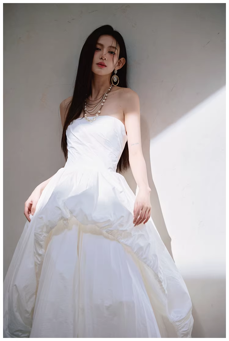 Charming Strapless White Satin Pleated Puff Birthday Party Dress Formal Prom Dresses