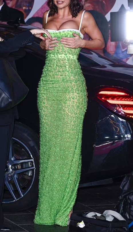 Gorgeous Spaghetti Straps Mint Green Tulle Beaded Mermaid Party Dress Long Evening Dress