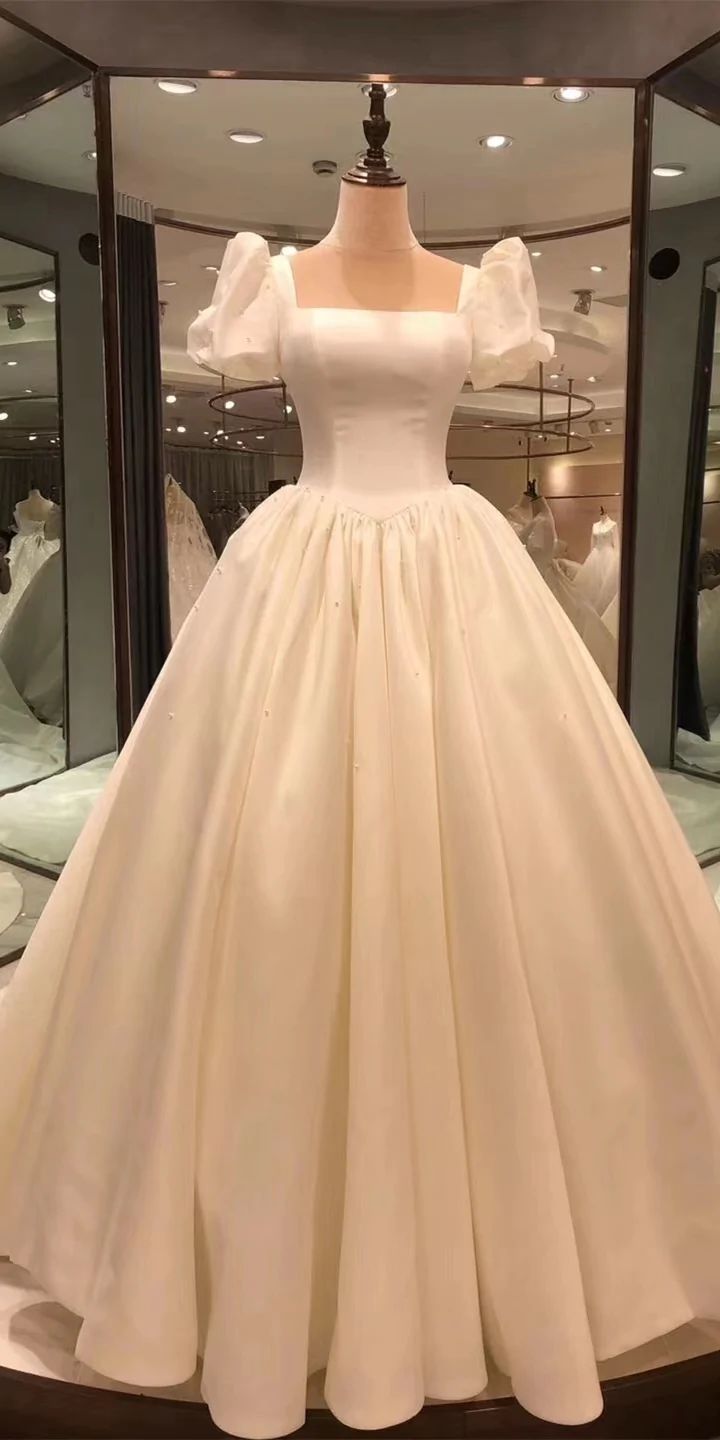 Spauare Neckline Bubble Sleeves Satin Wedding Dresses, Vintage Bridal Gown
