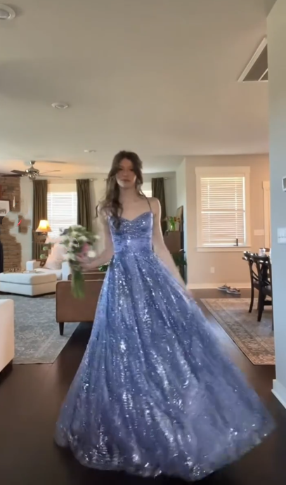 Shiny Spaghetti Straps Blue Tulle Sequin A Line Long Evening Dress Formal Birthday Party Gown