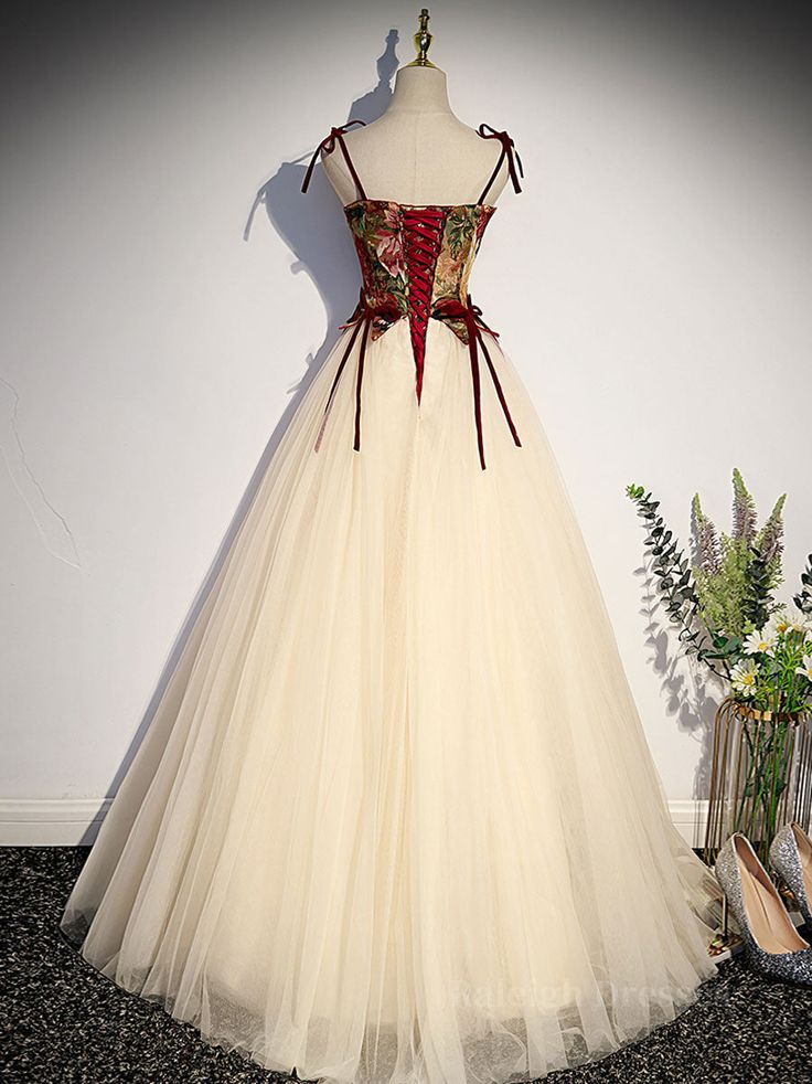 Vintage Spaghetti Straps Tulle A Line Evening Dress Elegant Party Gown