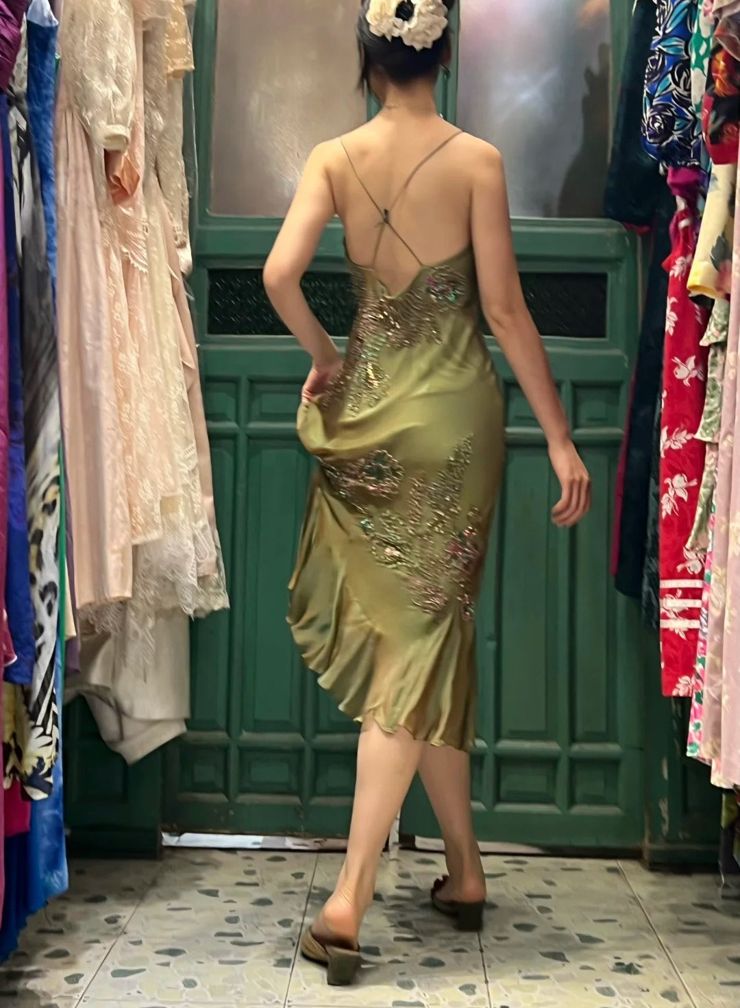Retro Elegant Olive Green Deep V Backless Cross-Beaded Chiffon Long Prom Dress Evening Dress