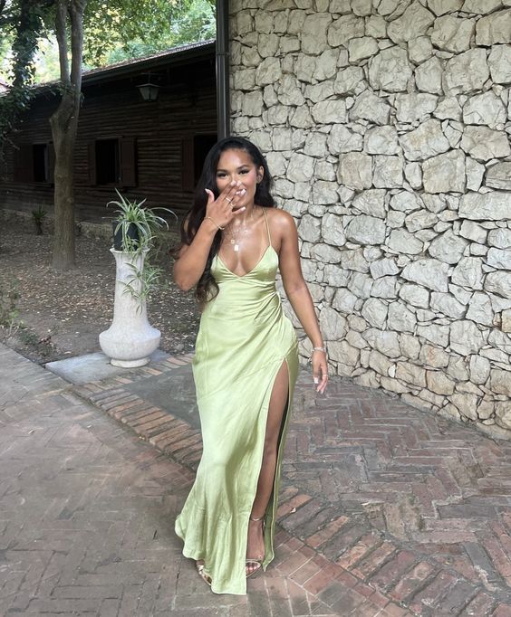 Sexy V-neck Spaghetti Strap Split Side Mermaid Long Prom Dress