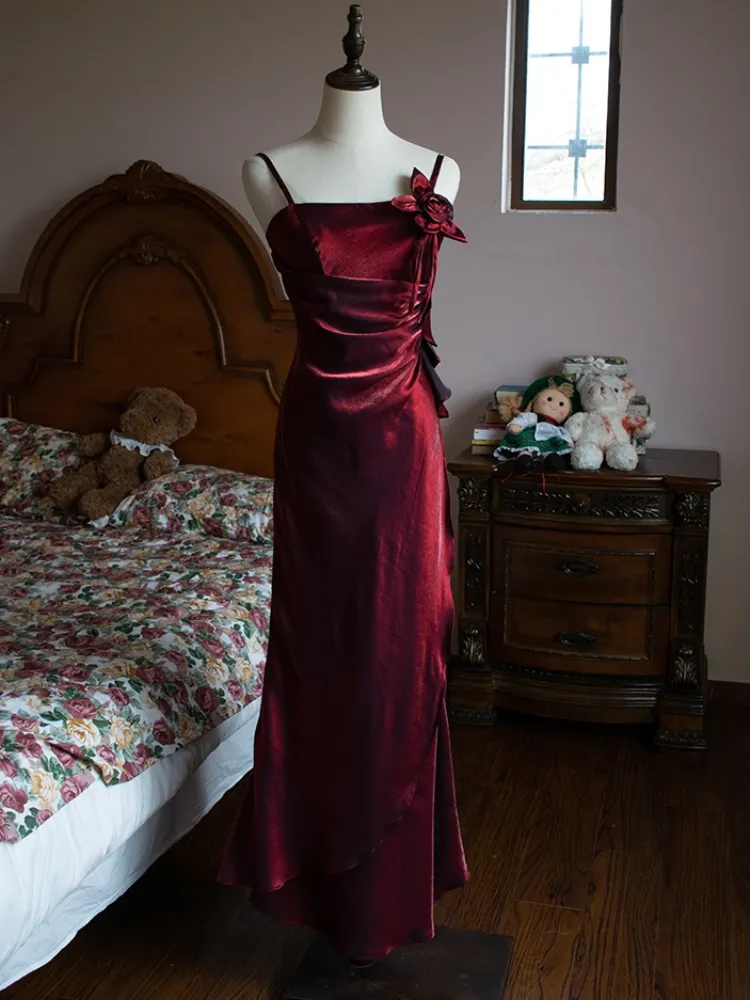 Burgundy Vintage Floral Embellished Evening Gown Charming Party Evening Dress