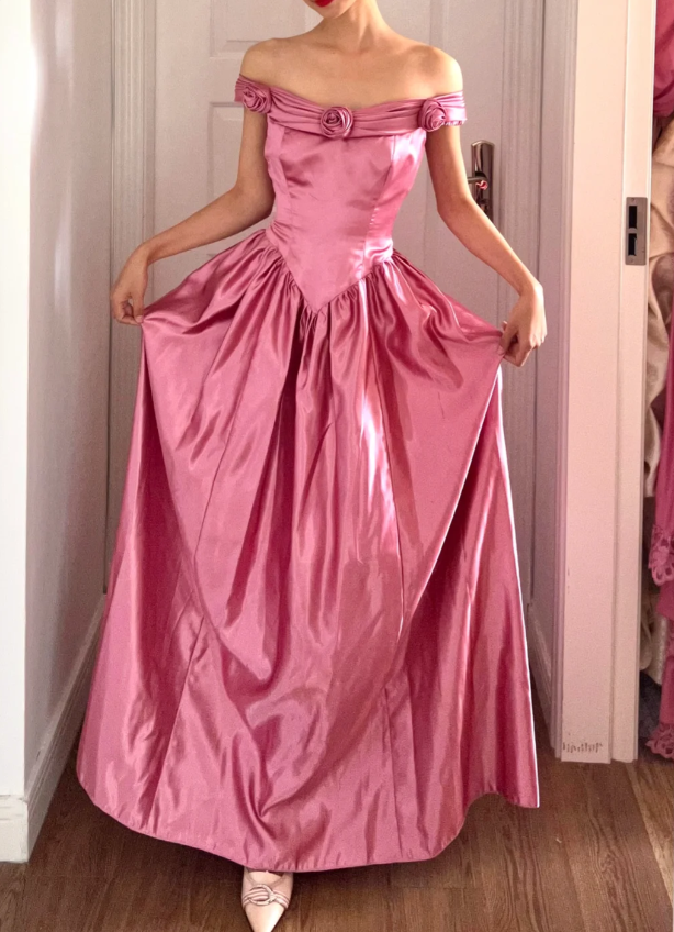 Retro Sweet Pink A-line 3D Floral Off-Shoulder Satin Long Prom Dress Evening Dress