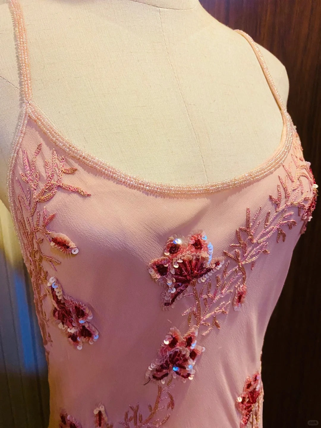 Sweet Pink Sequined Beaded Halter Chiffon Long Prom Dress Evening Dress