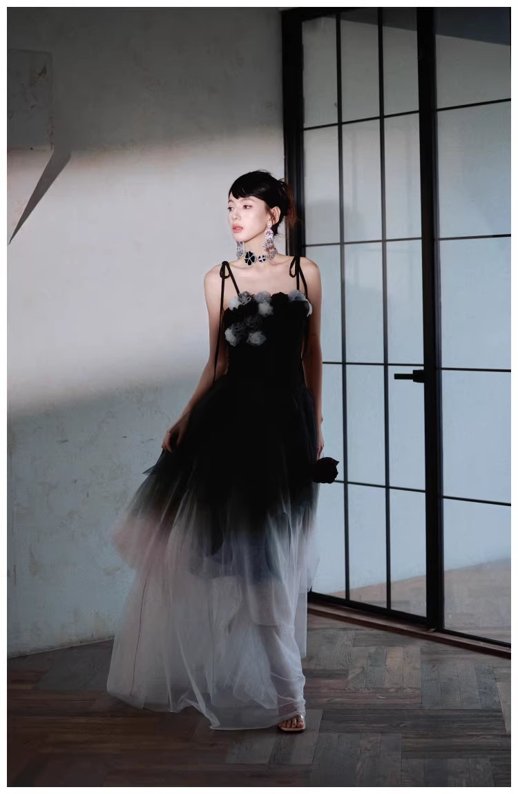 Elegant Spaghetti Straps Ombre Black Tulle Layered A Line Long Party Dress Evening Dress