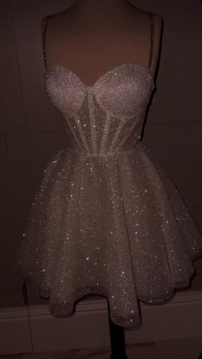 Sparkly White Sweetheart Neck Short Graduation Homecoming Dress Mini Cocktail Dress 18th Birthday Dress