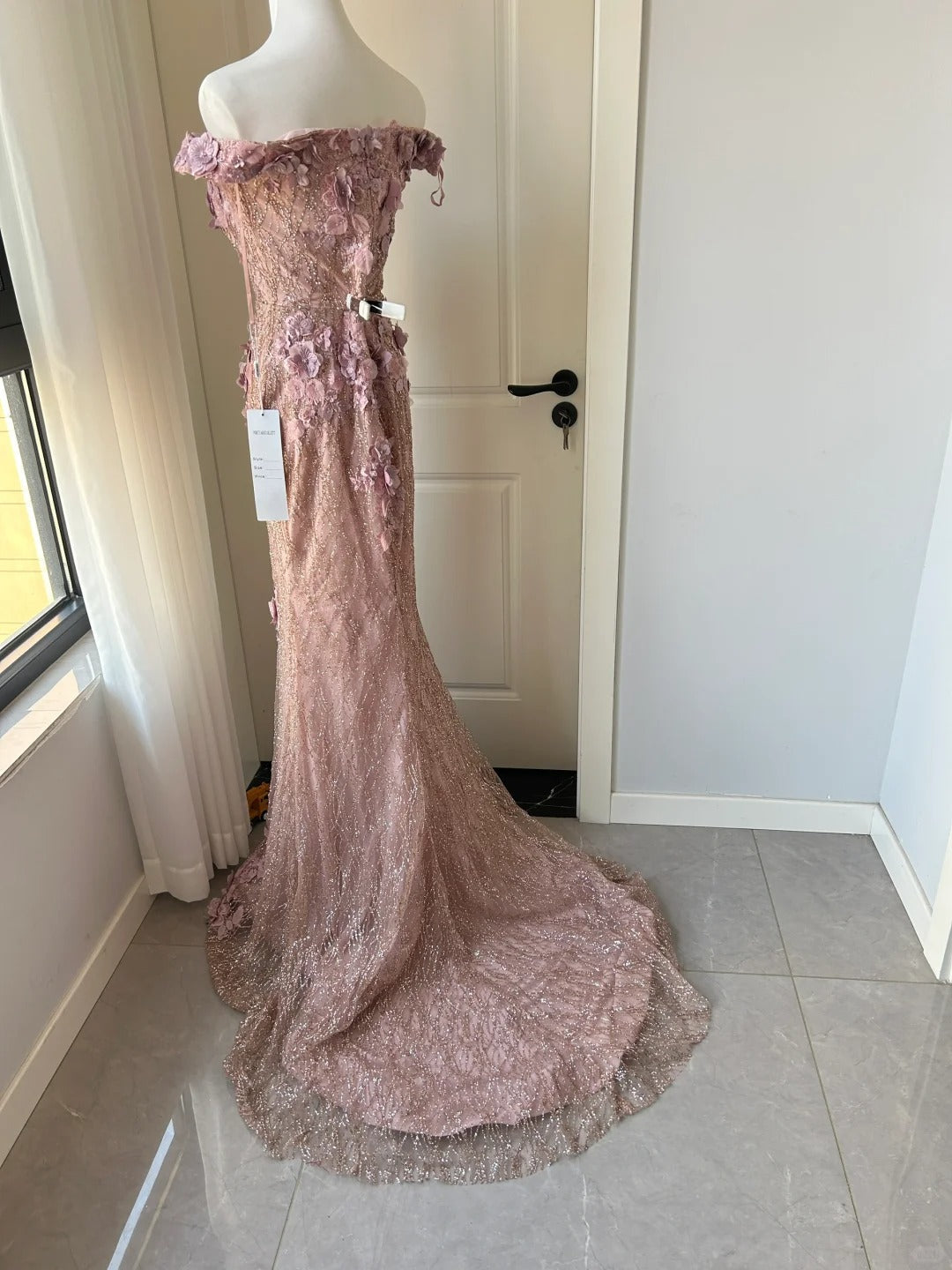 Elegant Pink Mermaid Off-shoulder 3D Floral Sequined Prom Dress Evening Dress
