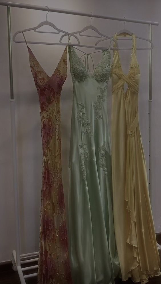 Yellow Halter Satin Beaded Mermaid Prom Dress，Slit Long Party Evening Dress