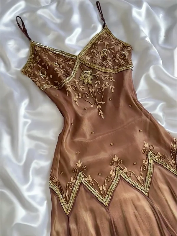 Vintage Spaghetti Straps V Neck Brown Tulle Beaded Short Prom Dress Formal Homecoming Dress